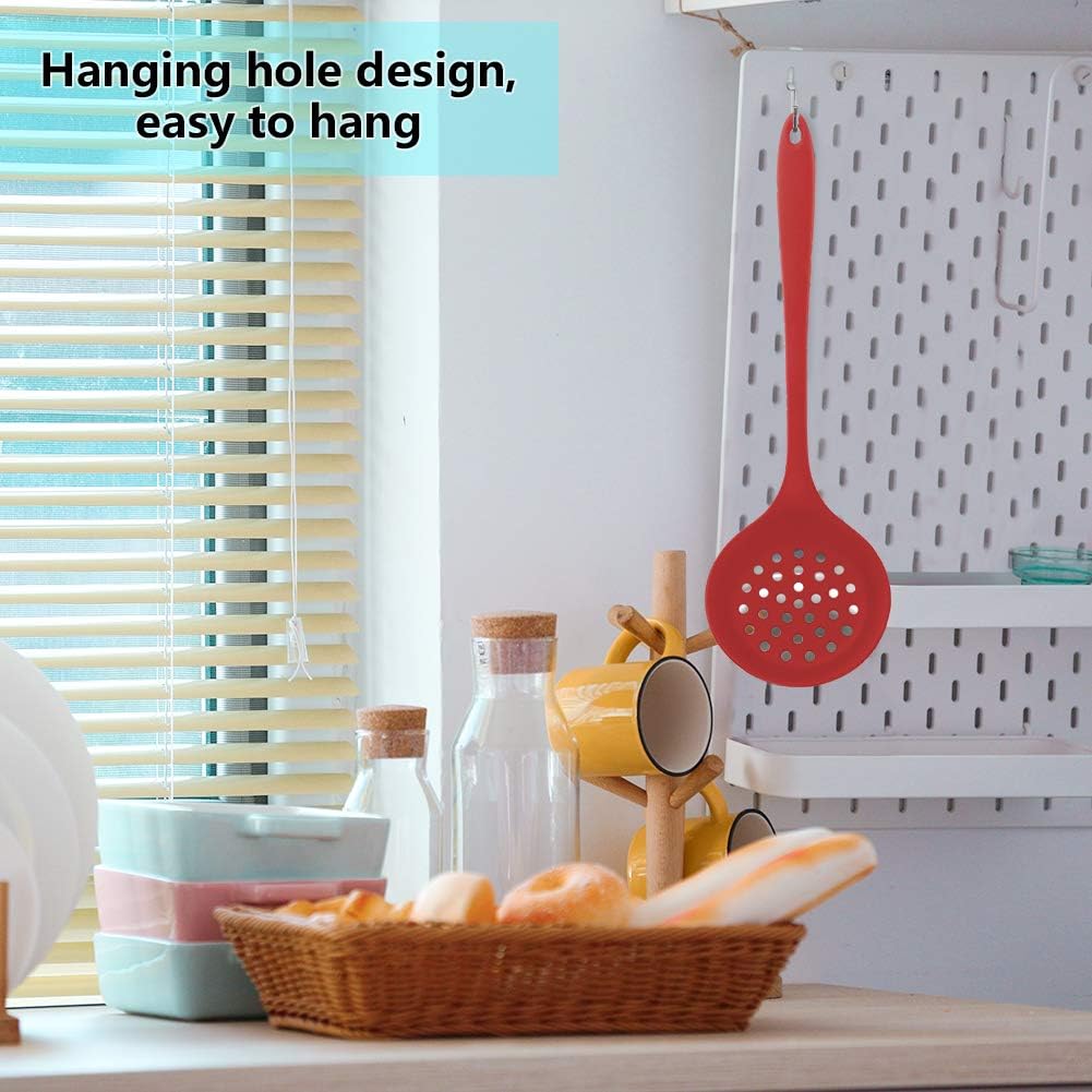 Slotted Spoon, Heatproof Skimmer Strainer Slotted Spoon, Seamless One-Piece Non-Stick Cooking Silicone Scoop Ladle with Ergonomic Handle for Filter Vegetable, Pasta and More (Black)
