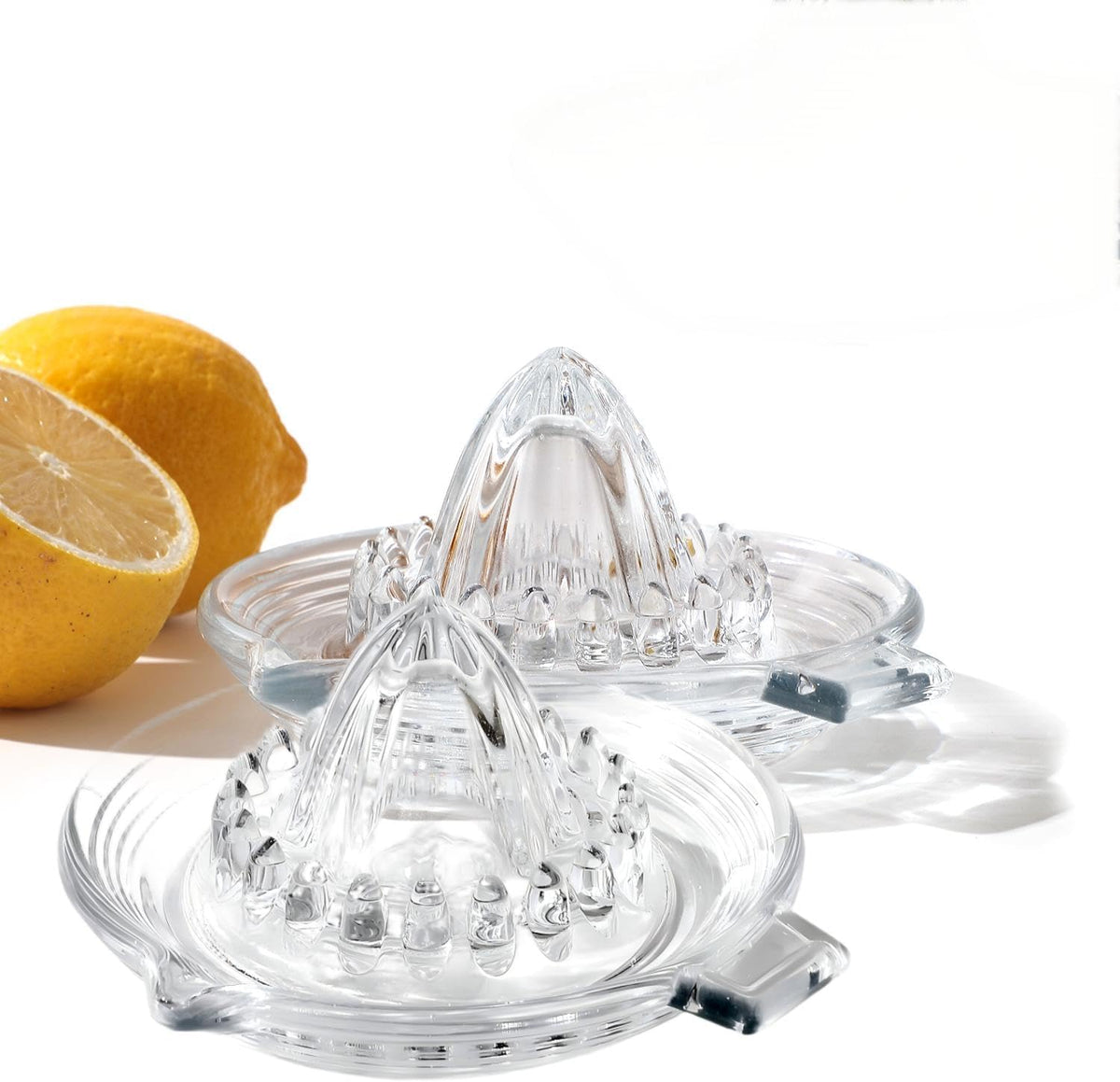 Glass Lemon Manual Juicer, for Orange, Grapefuit, Small Citrus, Extractor Manual Hand with Handle and Pour Spout, Kitchen Bar Drink Preparation Tool (1)