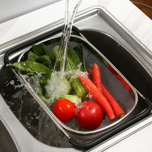 Over The Sink Colander, Stainless Steel Fine Mesh Expandable Colander, Sink Colander for Kitchen, 6-Quart Expandable Strainer Over The Sink for Straining, Draining, Rinsing Fruits And Vegetables