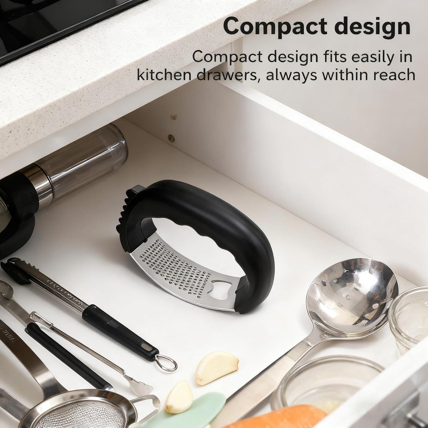 Stainless Steel Garlic Press Rocker, Portable Kitchen Essential, Ergonomic Handle Design, Easy Mincing Crusher (Black)