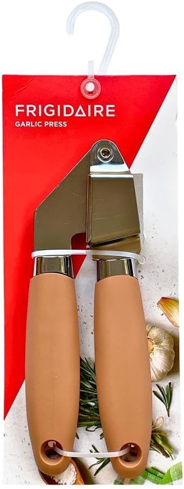 Frigidaire Garlic Press, Stainless Steel with Soft Ergonomic Silicone Handle (OLIVE)