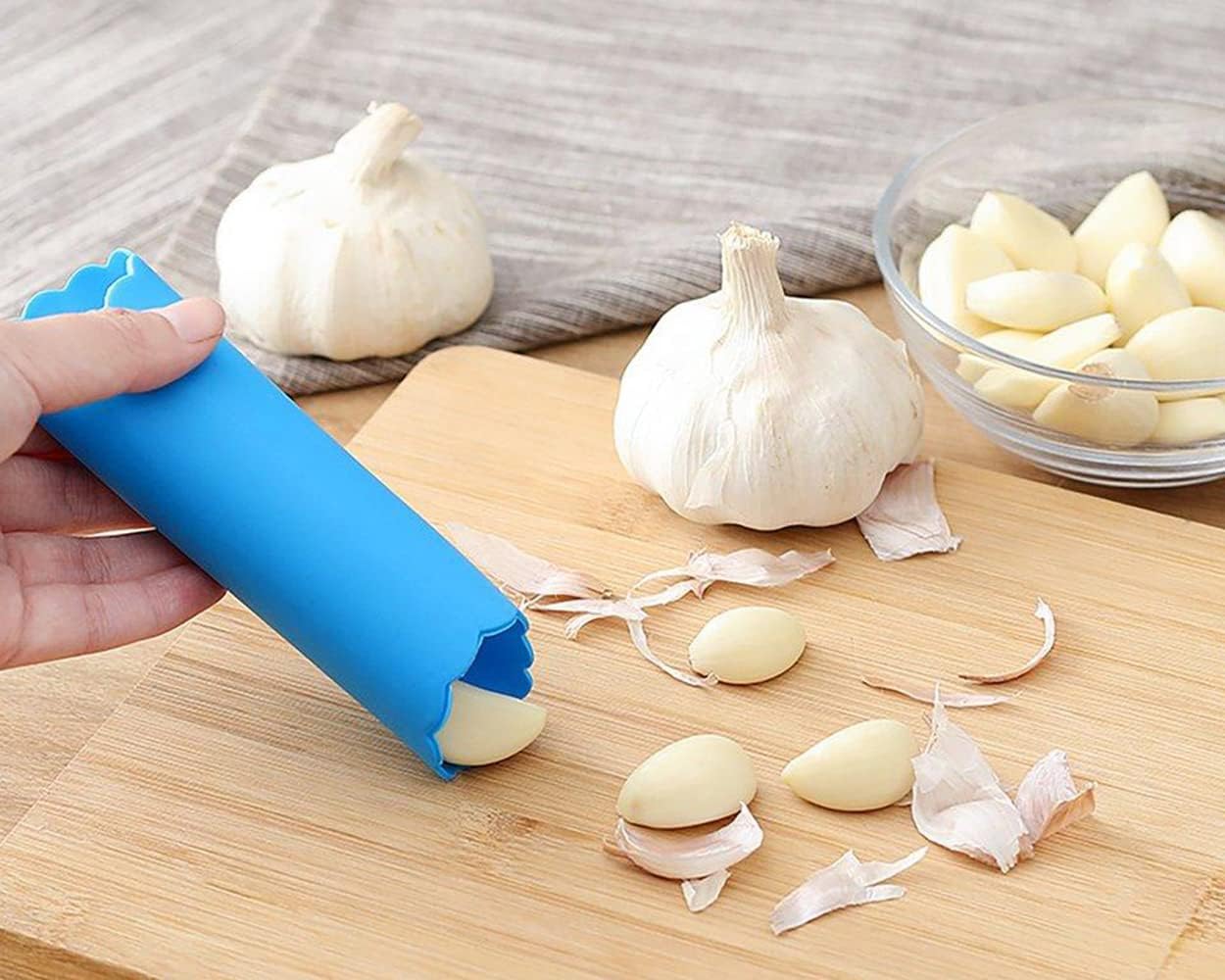 DS. DISTINCTIVE STYLE Silicone Garlic Peeler 5 Pieces Garlic Peeling Tube Roller Useful Kitchen Tools - Multicolored