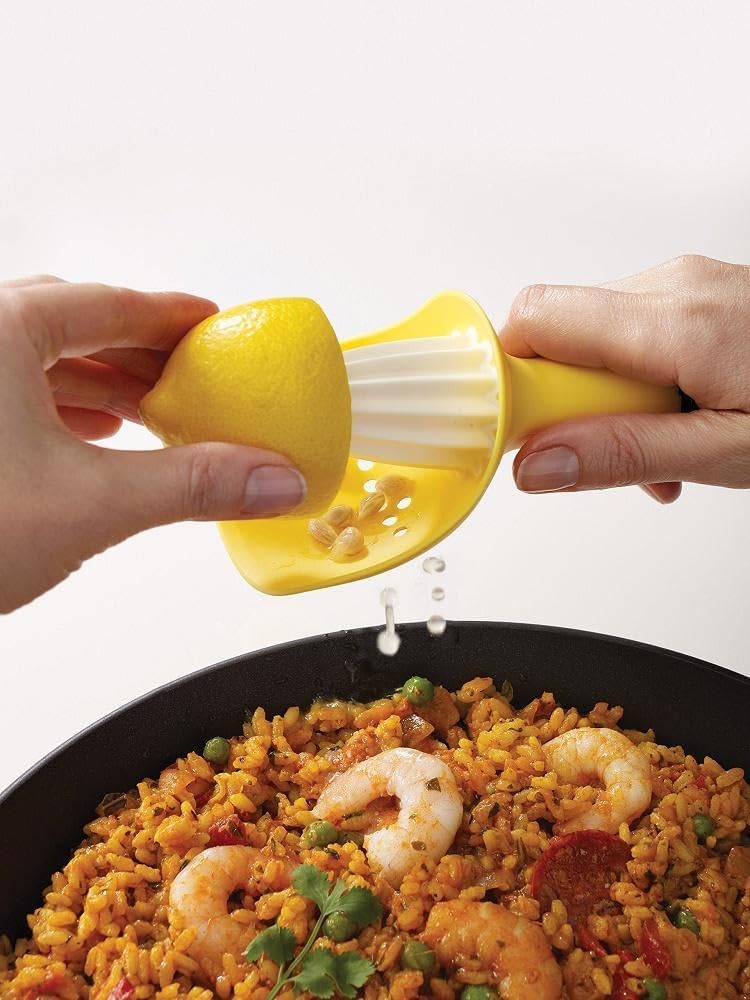 Joseph Joseph Catcher Citrus Reamer with Seed Catcher, Yellow