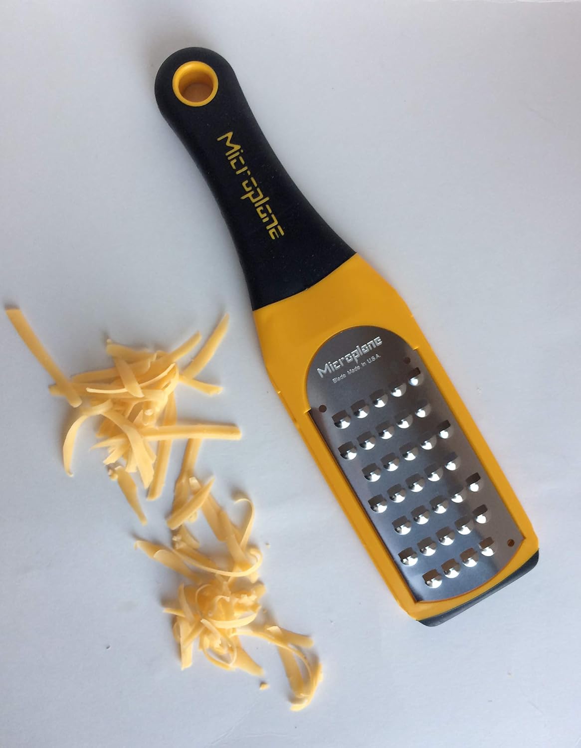 Microplane Artisan Series Cheese Grater and Zester (Extra Coarse, White)