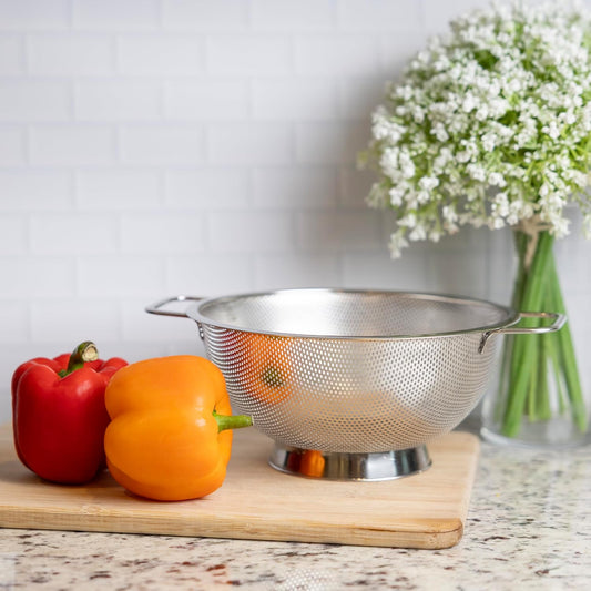 Fox Run Large Stainless Steel Colander, 5 Quart Pasta Strainer With Handles, 11” x 13.5” x 5”