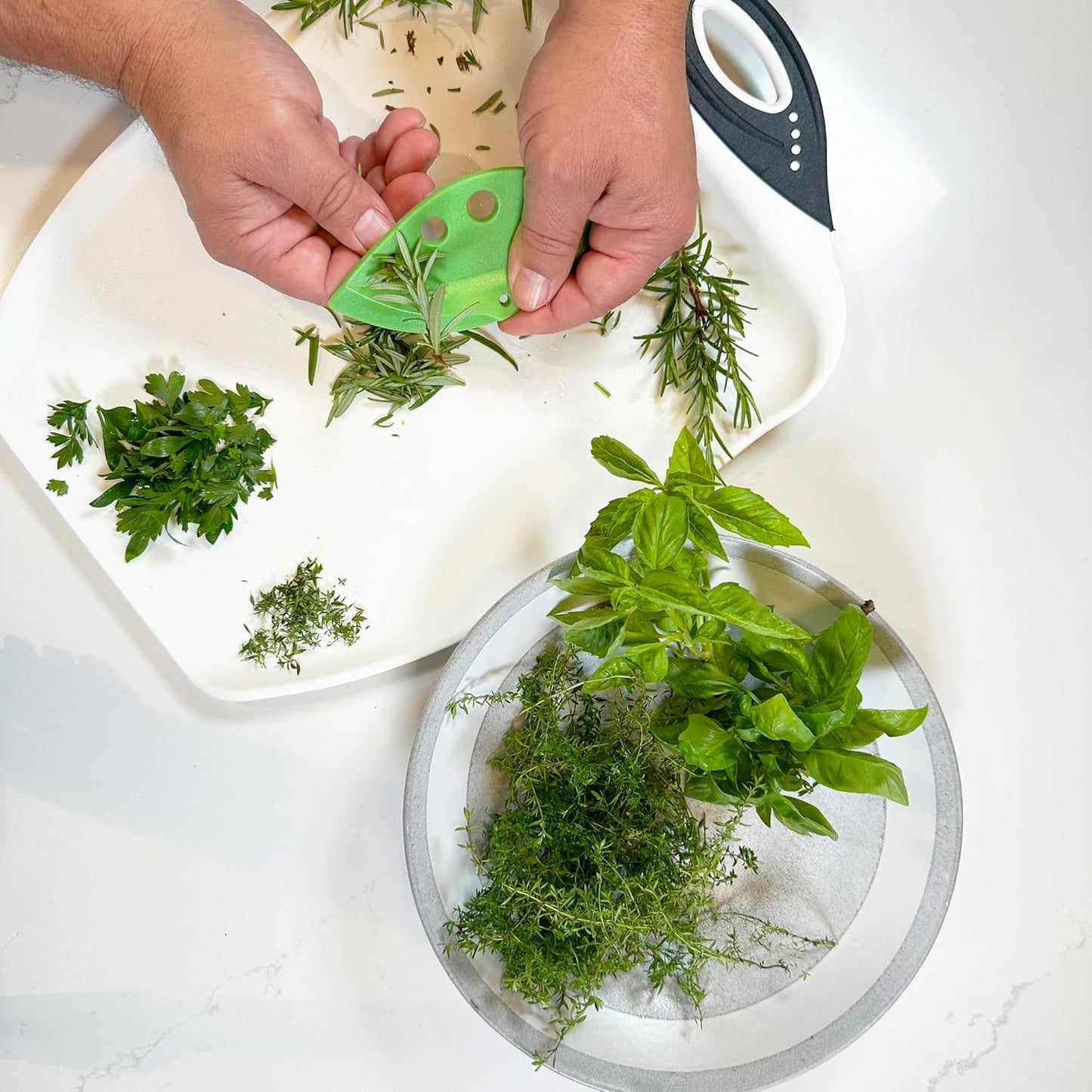 R&M Herb Stripper Plastic 4.75" Green