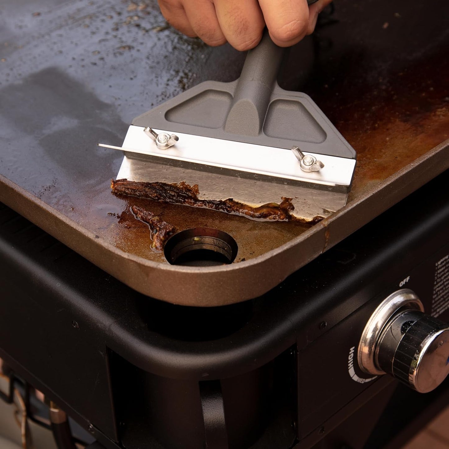 Cuisinart Heavy Duty Griddle Scraper, 6-inch Stainless Steel Blade with Splash Protection and Ergonomic Handle, Great Griddle Accessory Flat Top Grill Scraper BBQ Tool for Outdoor Cleaning