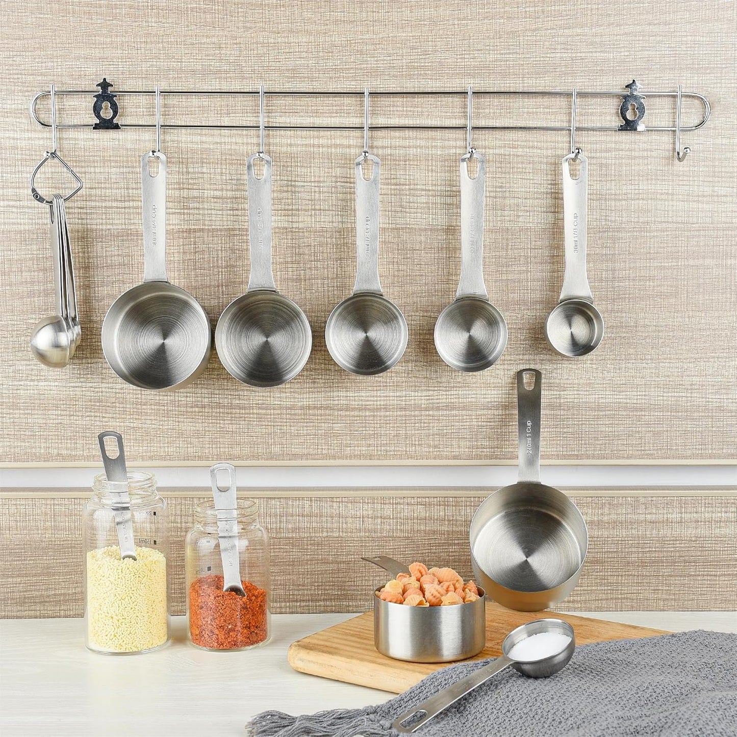 Smithcraft Measuring Cups and Spoons Set 15, Metric & US 18/8 Stainless Steel Measuring Cups and Spoons Set for Baking & Kitchen, 6 Measure Cups & 7 Spoons Leveler & Measure Equivalents for Dry&Liquid