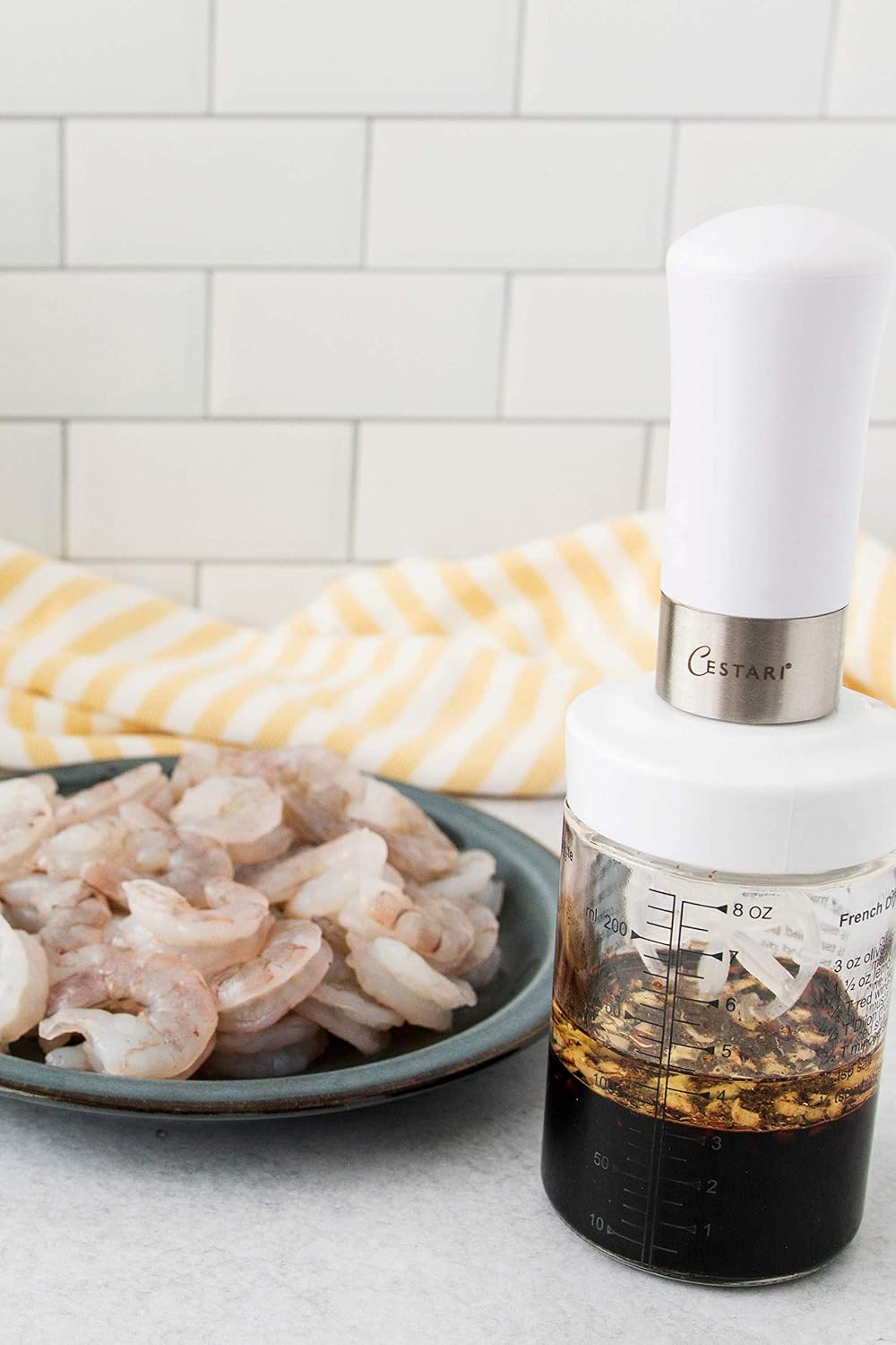 Glass Salad Dressing Bottle: Premium Borosilicate Salad Dressing Shaker with Mixer Insert