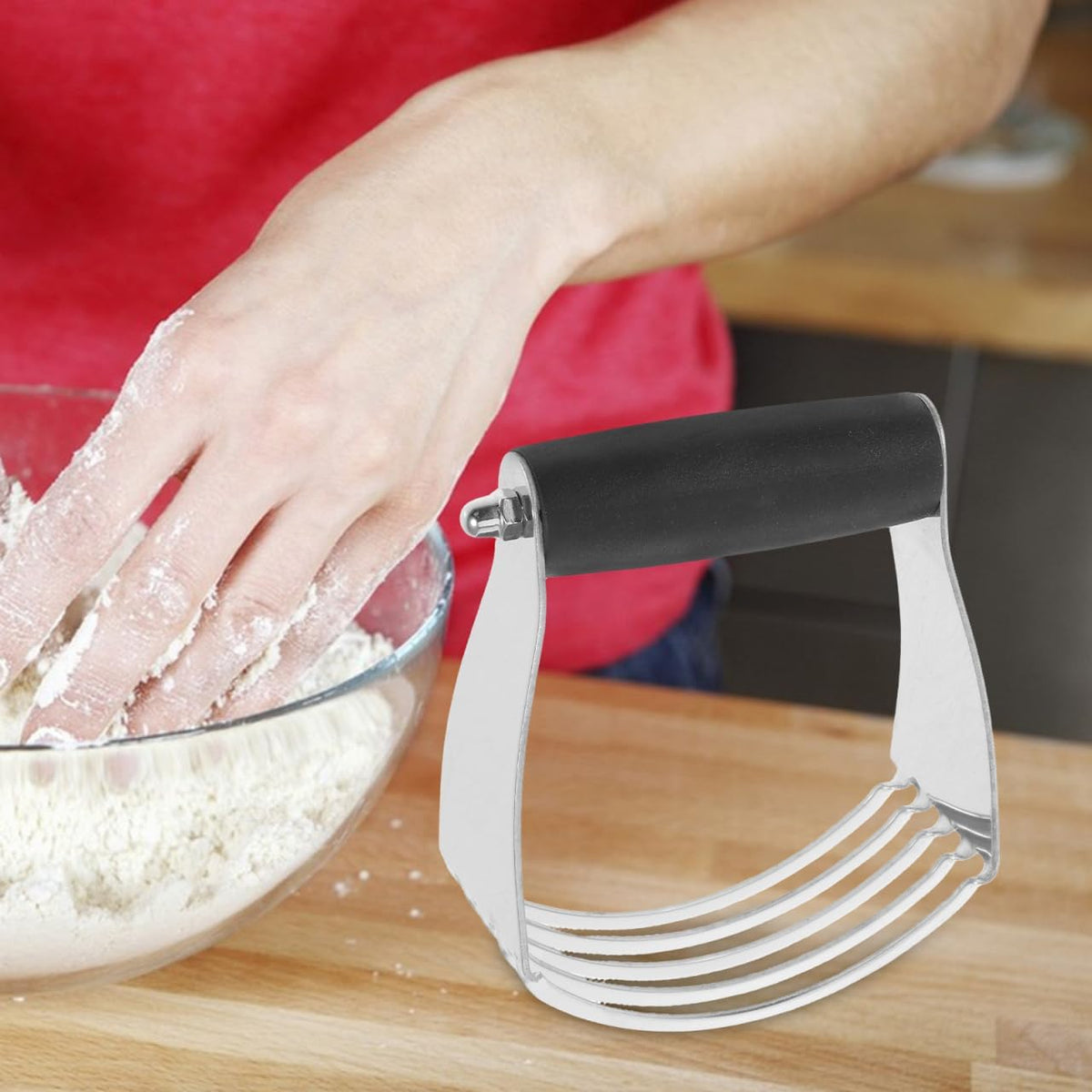 Heavy Duty Stainless Steel Dough Blender Pastry Cutter Butter Mixer for Baking Effortless Flour Mixing and Scraping Tool Kitchen Essential for Home and Professional Bakers