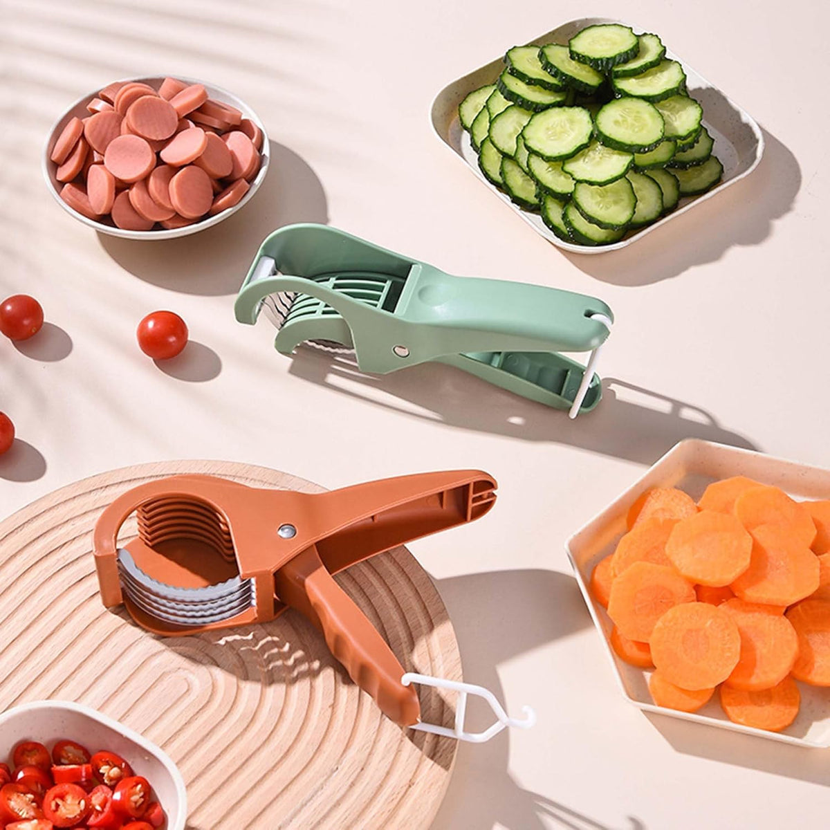 2 Pcs Multifunctional Fruit and Vegetable Slicers, Stainless Steel Cutter With Portable Hook for Banana, Sausage, Cucumber, Strawberry, Green and Orange