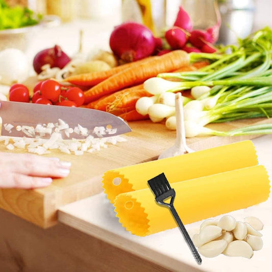 Garlic Peeler Tube Set (Silicone Peeler and Cleaning Brush), Roller Garlic Peeling Kitchen Tool – Easy Cleaning and Dishwasher Safe