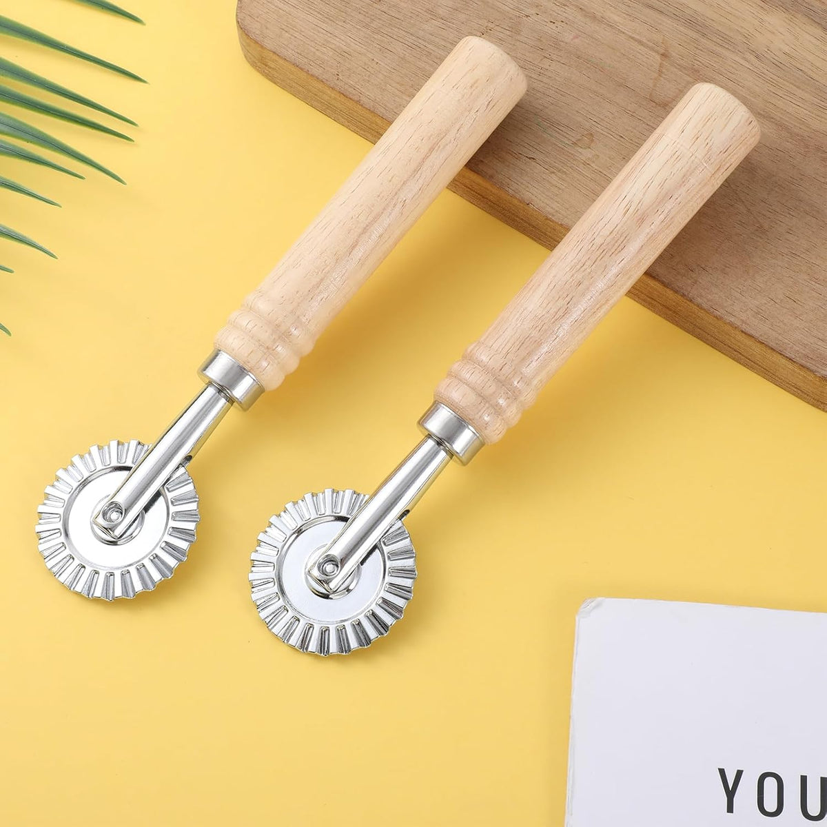2Pcs Pastry Cutter, Ravioli Cutter, Fluted Pastry Cutters Wheel Stainless Steel Pizza Cutters Wheel, Dough Cutting for Home Making Pasta Pizza Ravioli Cookie Tools