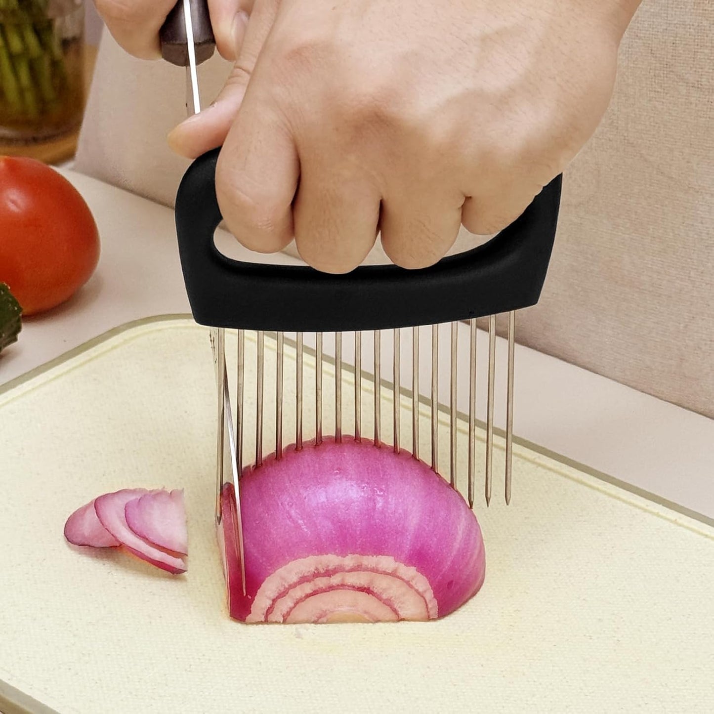 Extra-Large Onion Holder for Slicing, Onion Cutter, Onion Slicer Holder, Stainless Steel Tomato Slicer Vegetable Cutter for Potato, Tomato, Lemon, Meat Tenderizer, Kitchen Food Slicer Guide