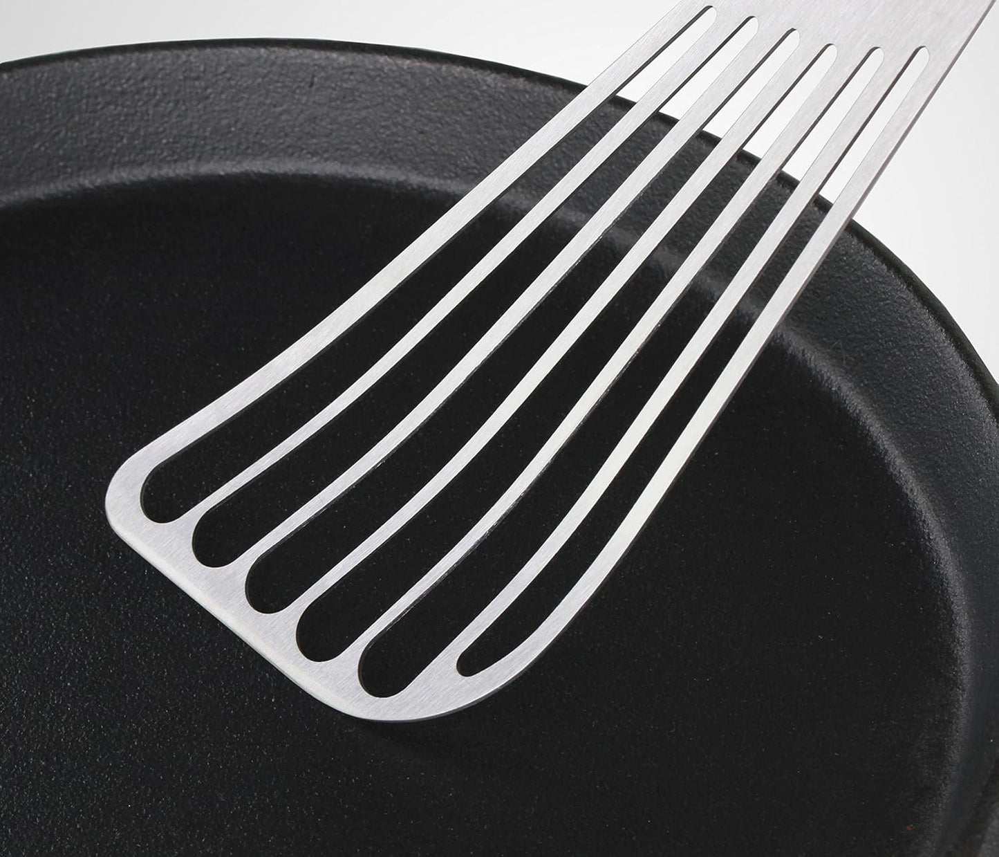 43068 Wood Handle Fish Spatula, 6.5" Blade, Silver