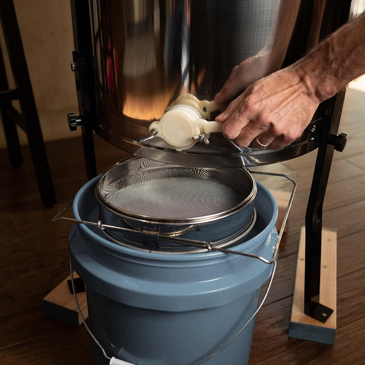 Double Sieve Stainless Steel Honey Strainer, BEE-V101H
