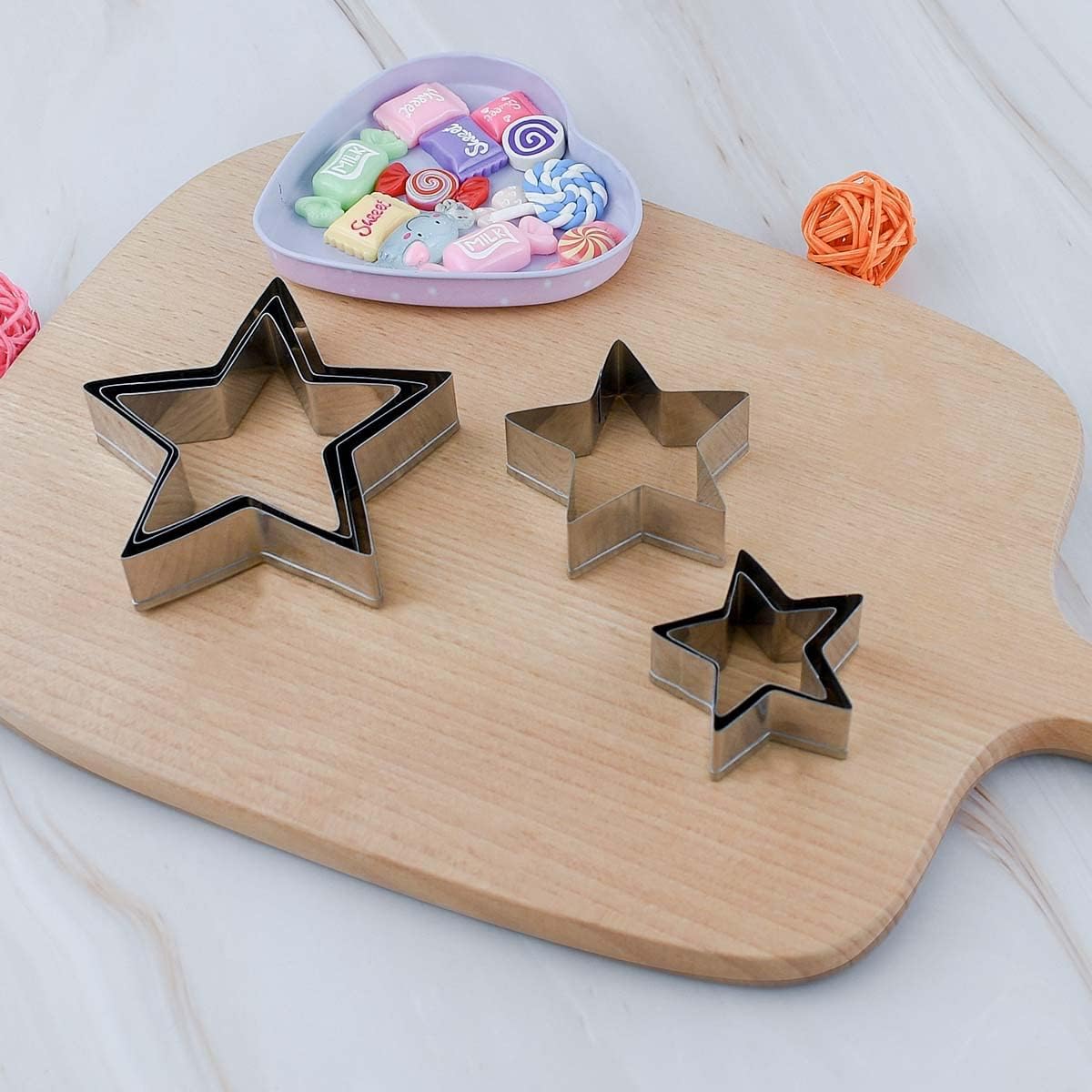 12 Pieces Round Cookie Cutters Set Stainless Steel Cookie Cutter Set Biscuit Plain Edge Round Cutters Circle Baking Metal Ring Molds Metal Ring Baking Molds Circle Pastry Donut Doughnut Cutter Set