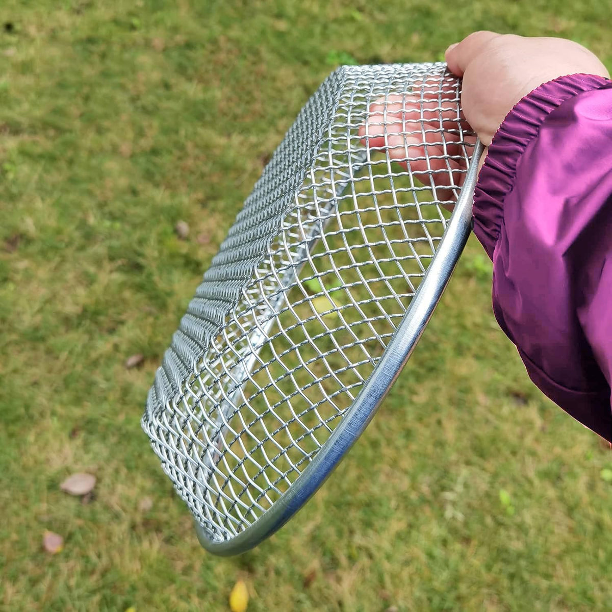 Soil Sifter, 10" with 1/4 inch Mesh, Gardening Sand Soil Compost Sifter Perfect for 5 Gallon Bucket, Garden Sieve for Dirt, Sand, Rocks, and Compost