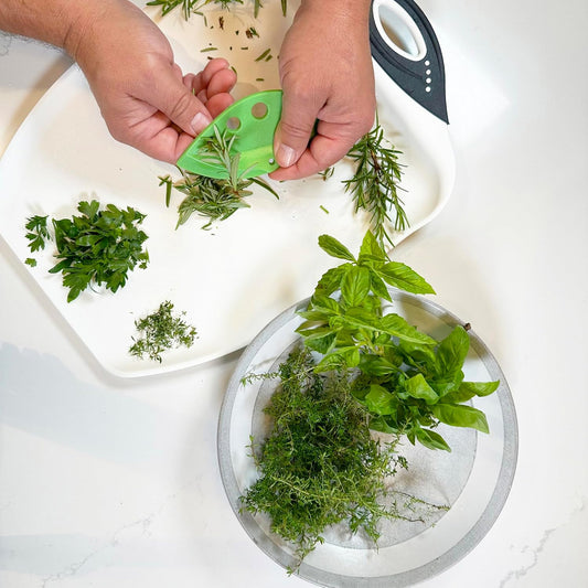 R&M Herb Stripper Plastic 4.75" Green