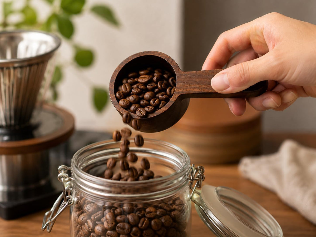 Wooden Coffee Spoon in Walnut, Coffee Scoop Measuring for Coffee Beans, Whole Beans Ground Beans or Tea, Home Kitchen Accessories, Coffee Scoop - 1 Pack, 15ml