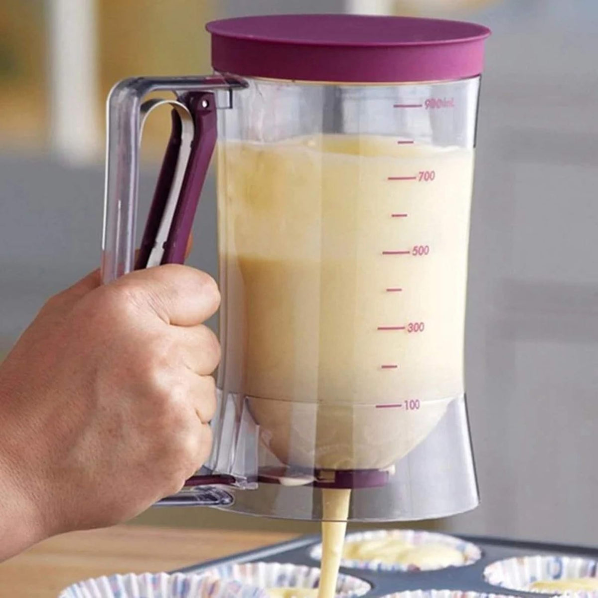 Pancake Batter Dispenser, 900ml Batter Separator Cupcakes Pancakes Cookie Cake Waffles Batter Dispenser Cookie Separator Batter Cream Speratator Cup for Pancakes, Waffles