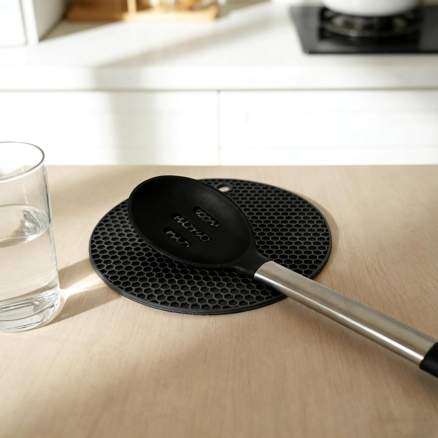 Silicone Trivet Mats, 4 Pack, Black and Grey