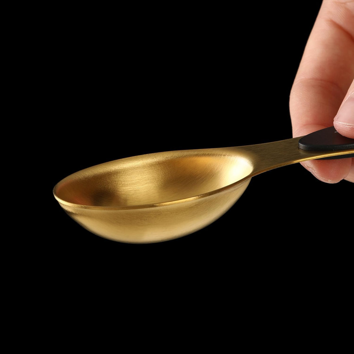 Magnetic Measuring Spoons Set, Stainless Steel, Dual Sided, Stackable, Dual Sided for Measuring Dry and Liquid Ingredients, Fits in Spice Jars, Set of 8(Gold )
