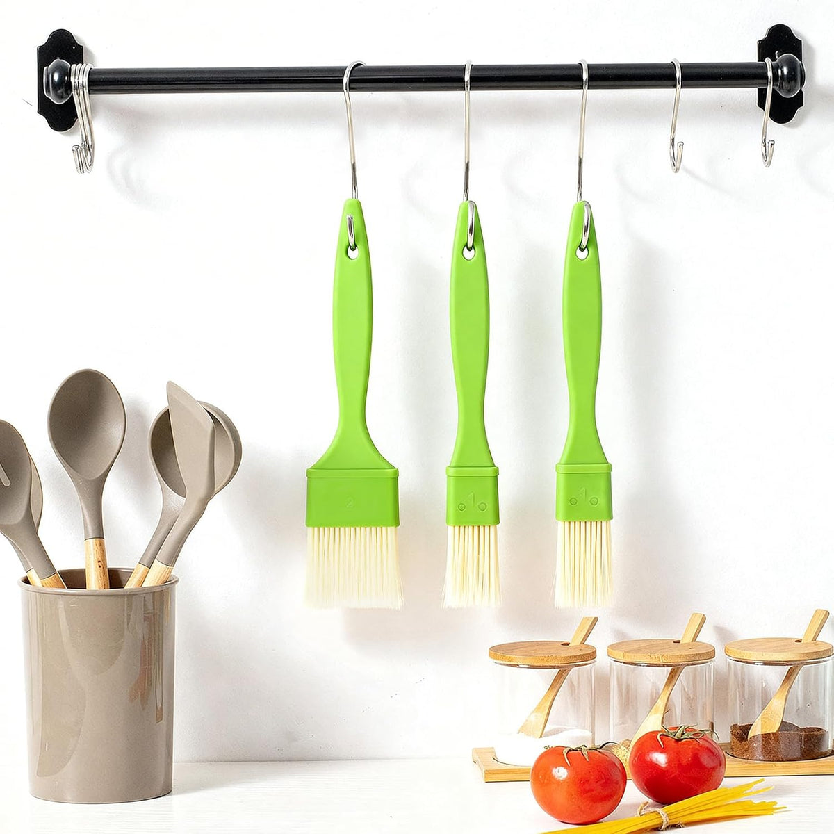 3 Pcs Pastry Brush Set, 1/1/2 inch Bristle Basting Brushes for Cooking, Heat Resistant, Kitchen Brush for Oil, BBQ Grill, Butter Sauce, Baking, with Hang Hole Design Green