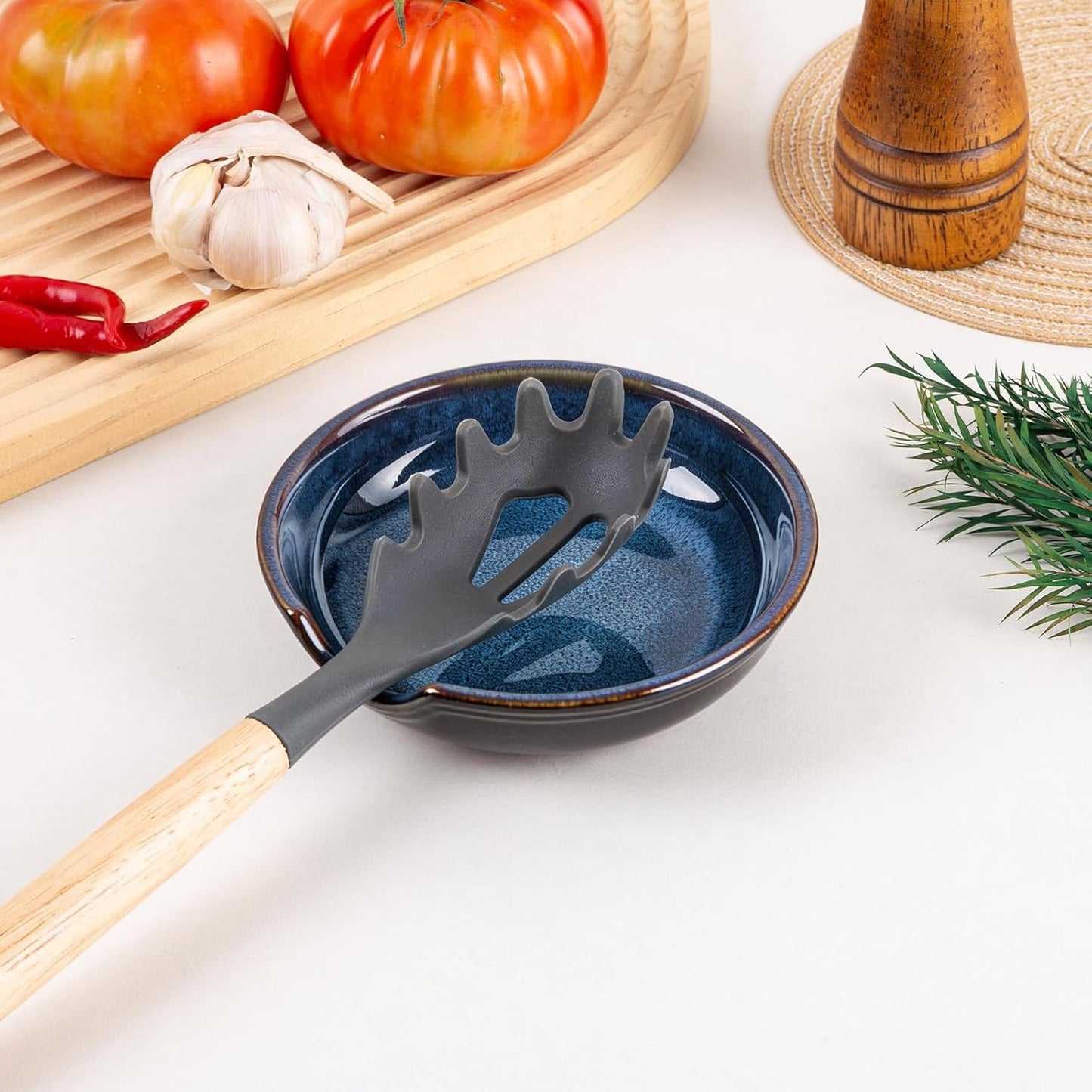 Ceramic Spoon Rest for Stove Top, Spoon Holder for Kitchen Counter, Coffee Spoon Holder, Heat-Resistant Cooking Utensil Rest for Spoons Ladles Spatula (Blue)