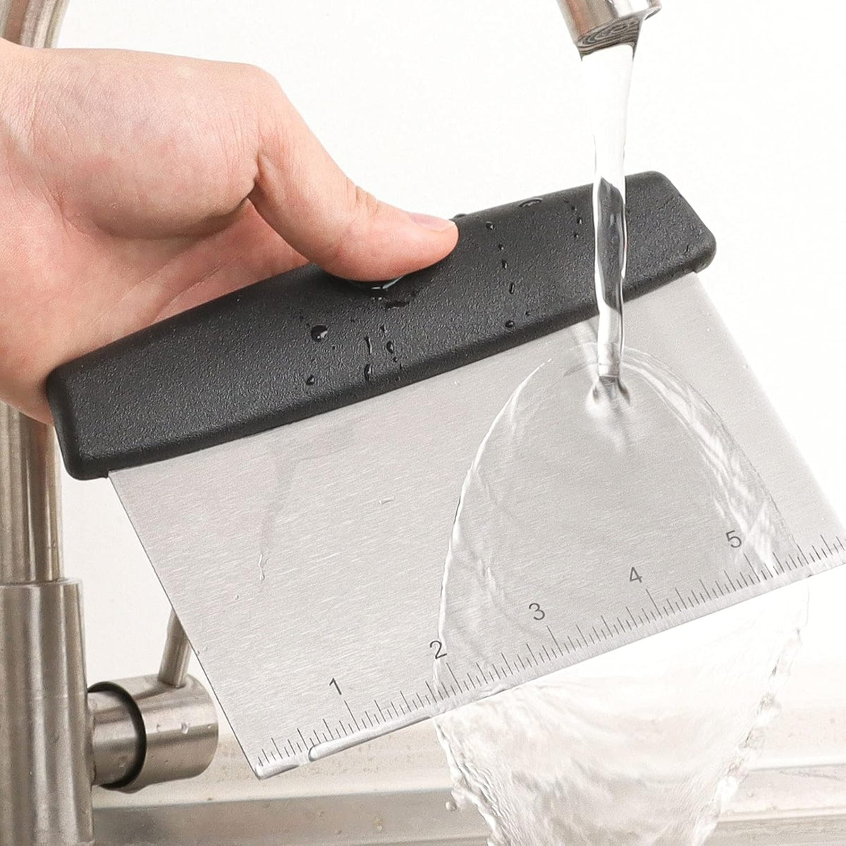 Pasta Scraper with Handle and Measuring Scale, Bench Scraper with Stainless Steel Blade for Food Grade 7 Inch Pasta Scraper Black