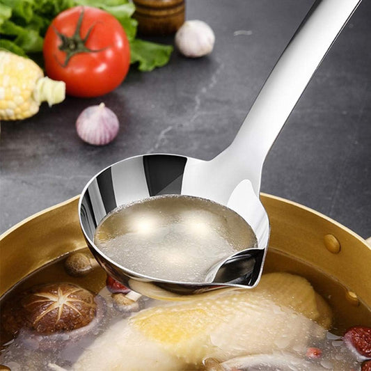Stainless Steel Soup Fat Oil Separator Ladle Oil Filter Skimmer Spoon Soup Colander for Kitchen Gravy Food Fat Separator Skimmer Spoon