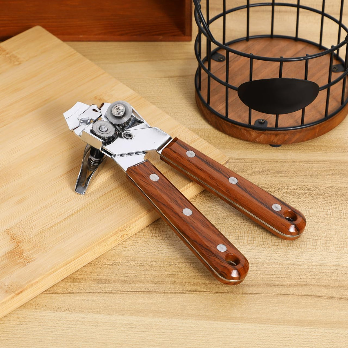 Manual can Opener with Redwood Handle Bottle Opener and Lid Tool for Kitchen Bar and Home Use Comfortable Grip Easy Turning 7.87 X 2.16 X 1.57 in
