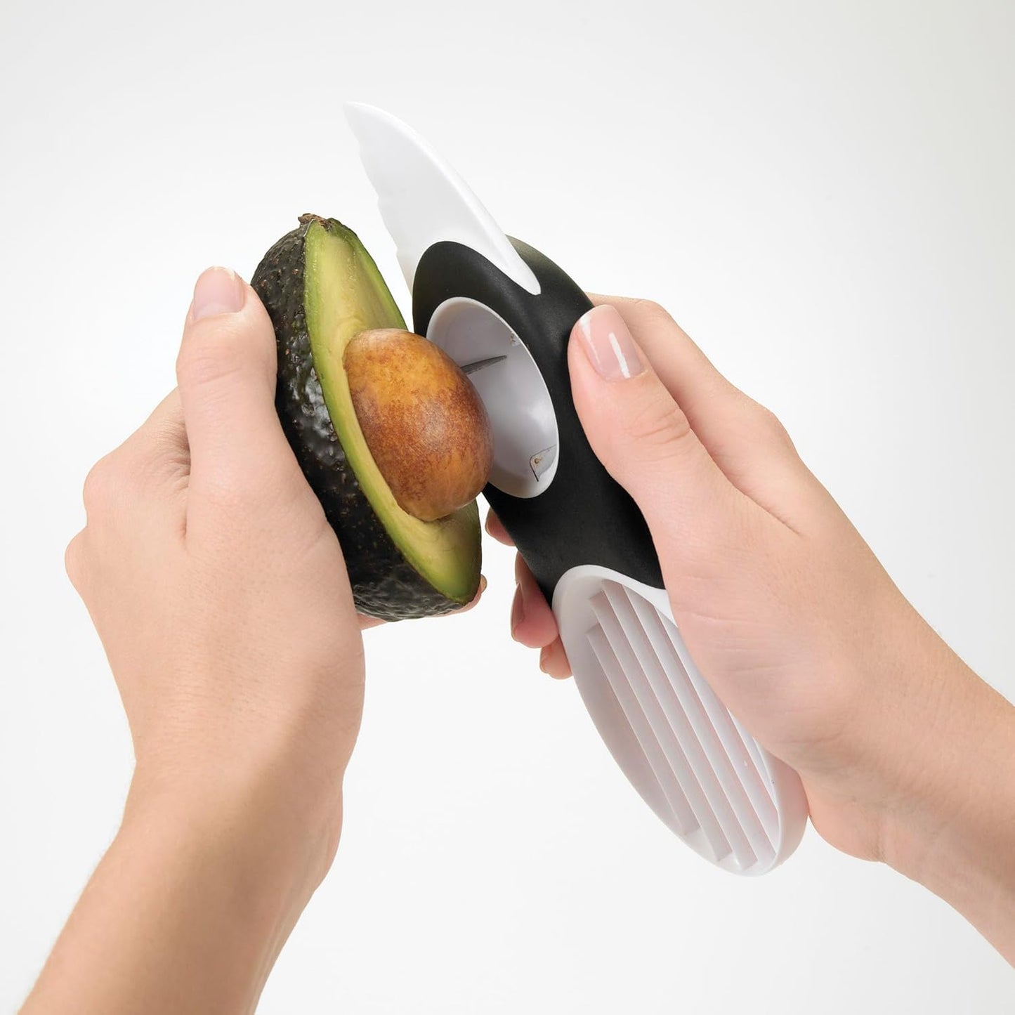 Good Grips 3-in-1 Avocado Slicer, White | Removes pits cleanly and slices effortlessly to speed up food prep, perfect for high-volume commercial catering kitchens.