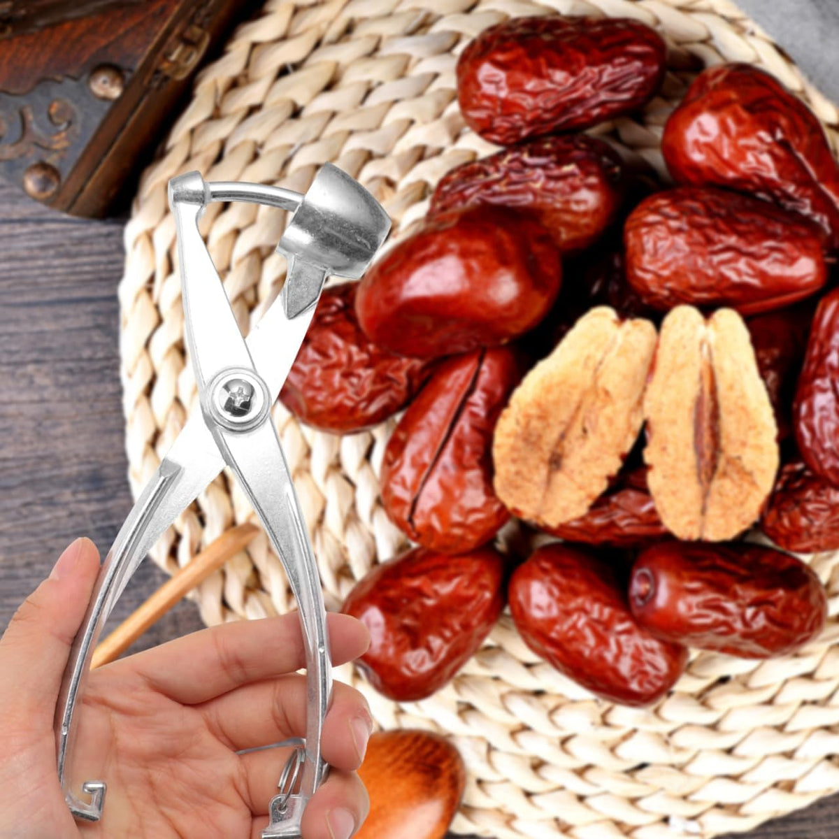 7.27 Inch Cherry Pitter Tool Pit Remover, Olive Pitter Heavy Duty Aluminum Alloy Hand-Held Corer for Cherry Jam Red Date Jujube - Kitchen Baking Gadget