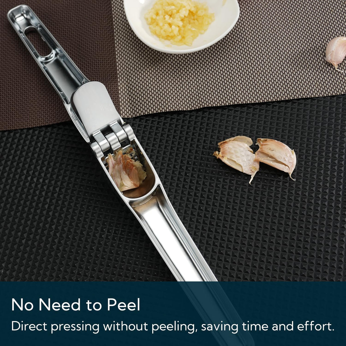 Heavy-duty Garlic Press, Built-in Scraper & Cleaning Pusher