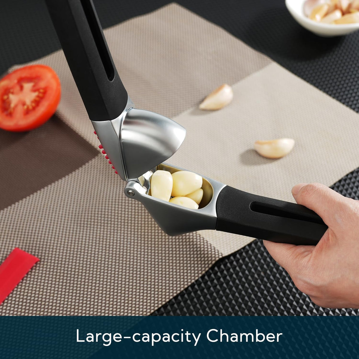 Heavy-duty Garlic Press, Built-in Scraper & Cleaning Pusher