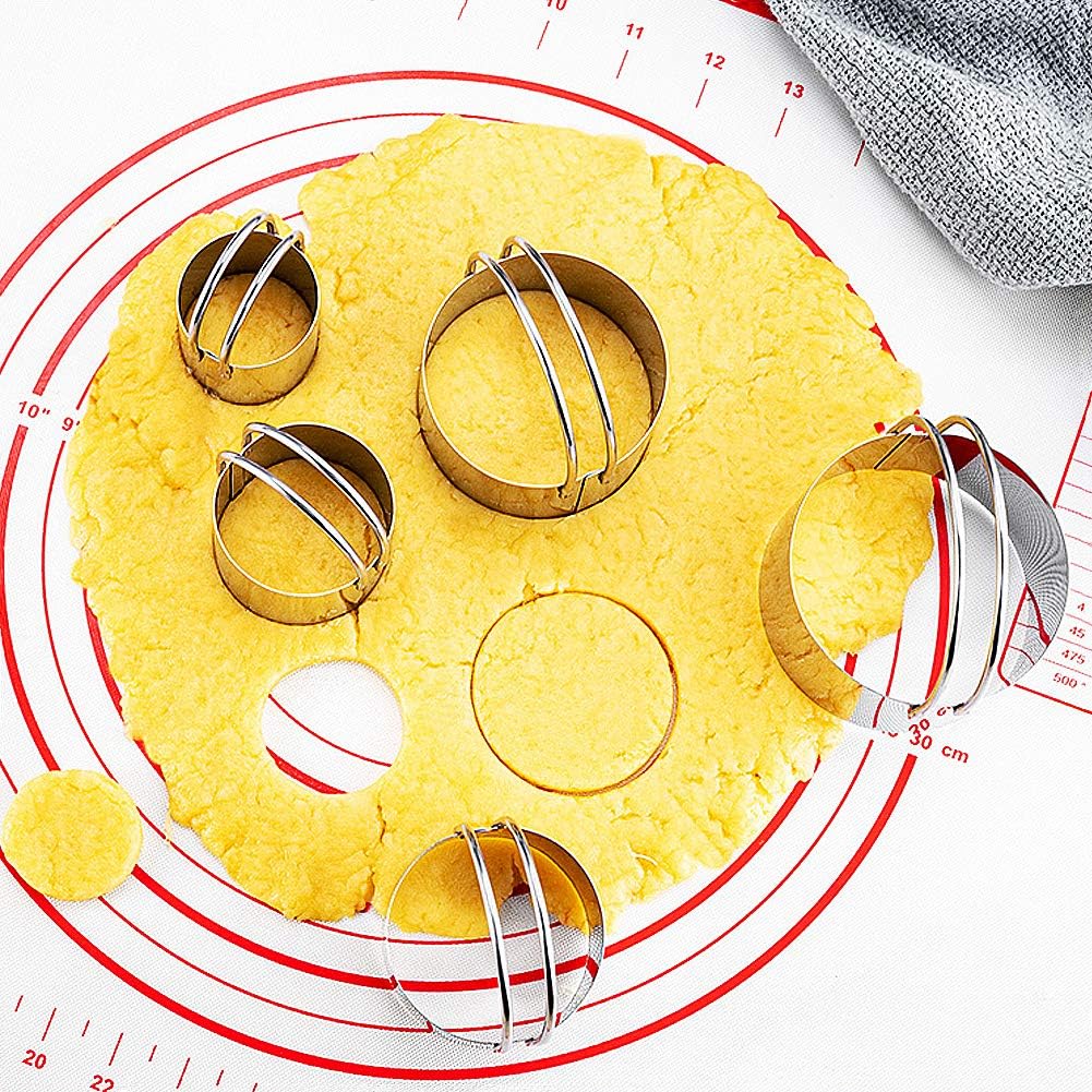 Stainless Steel Biscuit Cutters Set for Baking (5 Pieces) | Fluted Round Cookie Cutters with Handle | Professional Baking Dough Tools