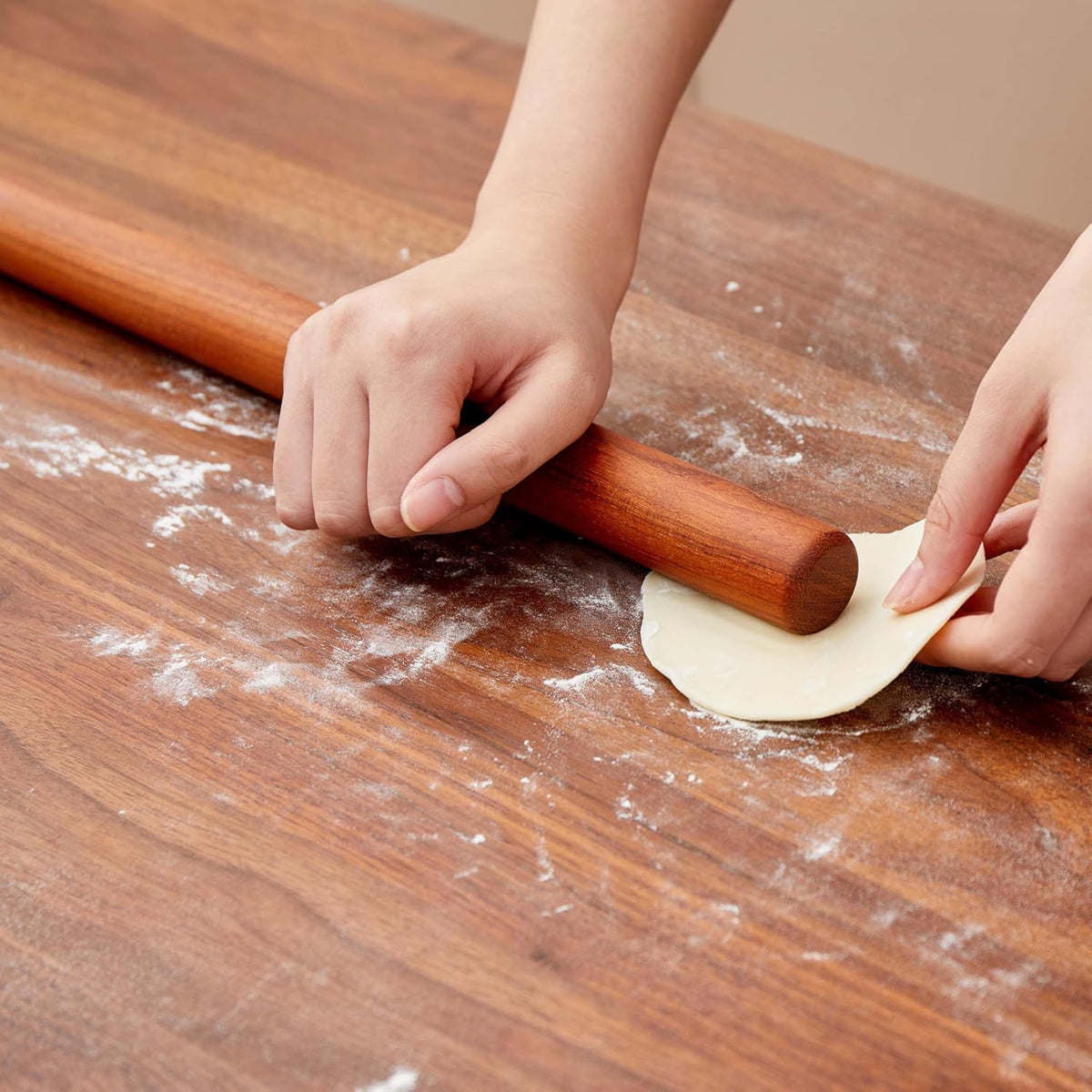 Wood Rolling Pins for Baking- 16" Classic Wooden Rolling Pin for Dough, Rodillo Para Masa for Fondant Pizza Pie Crust Cookie Pastry Pasta, Baking Essentials, Rosewood