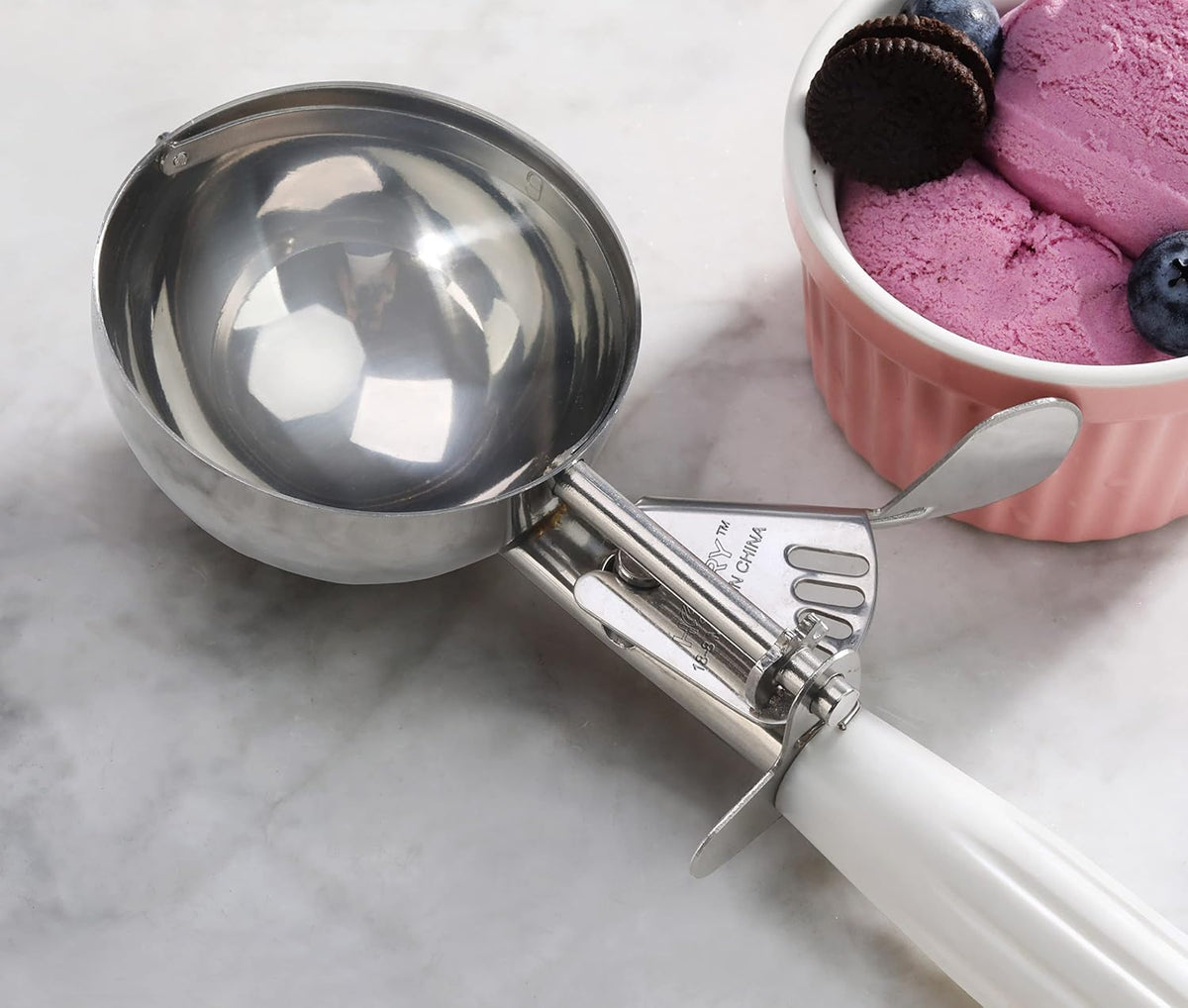 34745 Food Disher/Ice Cream Scoop, Size 6