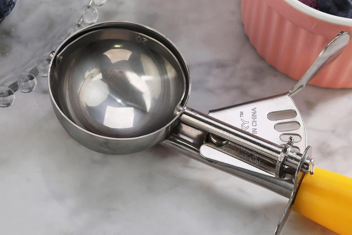 34745 Food Disher/Ice Cream Scoop, Size 6