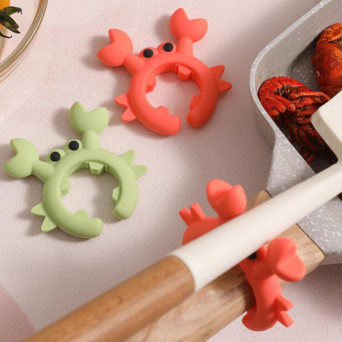 4 Pcs Crab Spatula Holder, Crab Spoon Holder for Pot, Crab Utensil Rest, Creative Crab Shaped Spatula Rack, Silicone Multifunctional Cute Crab Spatula Holder Anti-overflow Clip (Mixed Colors)