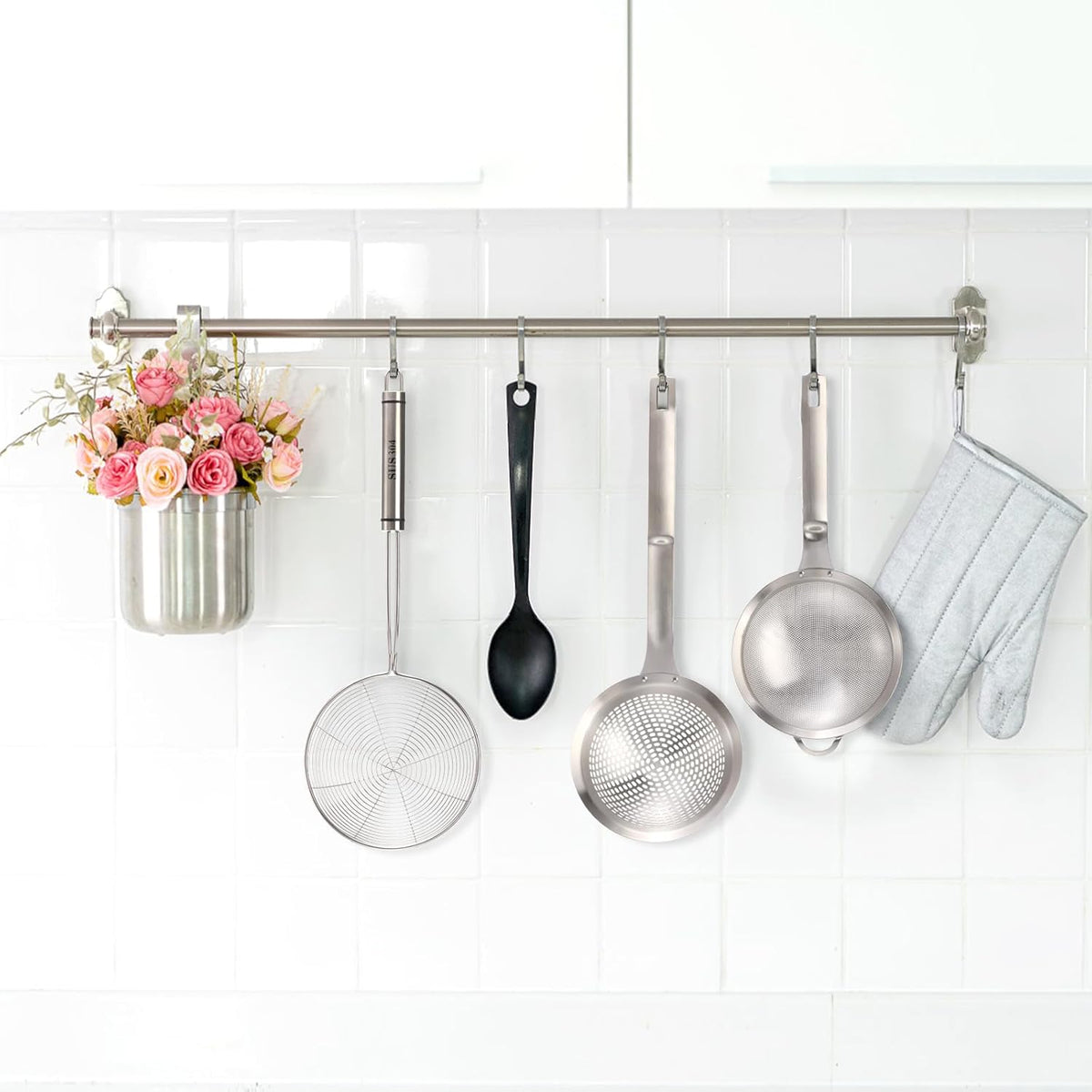 3 Pieces Spider Strainer Skimmer Spoon Set, Fine Mesh Stainless Steel Sieve Food Strainers, Large Hole Slotted Colander Frying Spoons, Strainer Ladle Wire Skimmer Spoon with Handle for Kitchen