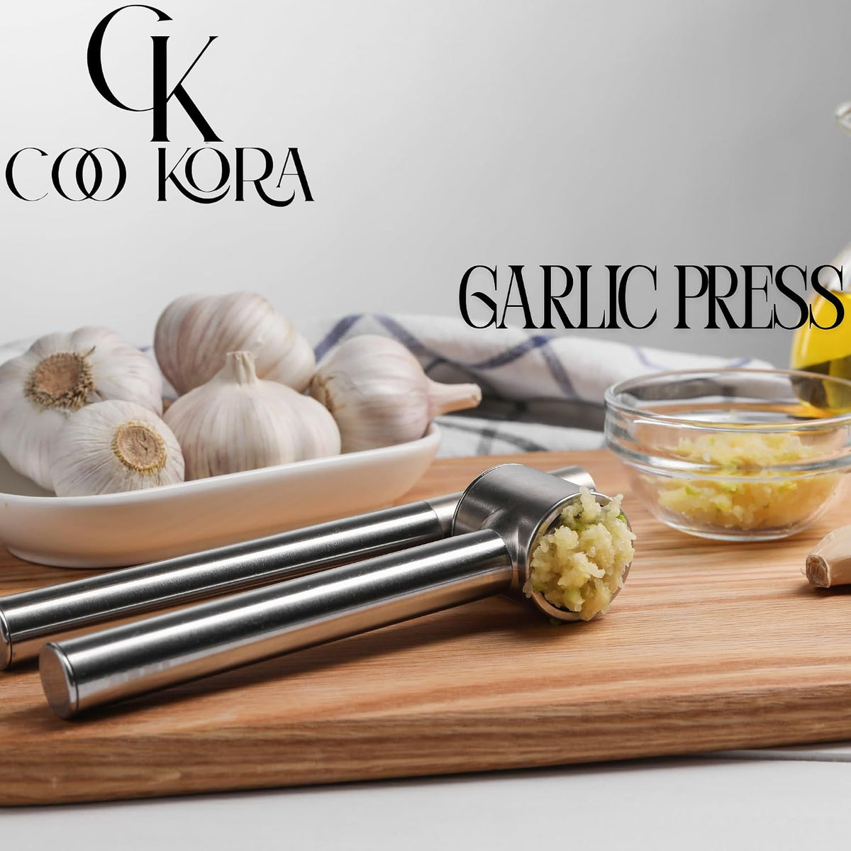 Heavy Duty Garlic Press, Handheld Garlic Mincer, 304 Stainless Steel Garlic Press, Ergonomic, Durable, No Hand Odor, Just Put It in the Bowl, Dishwasher Safe
