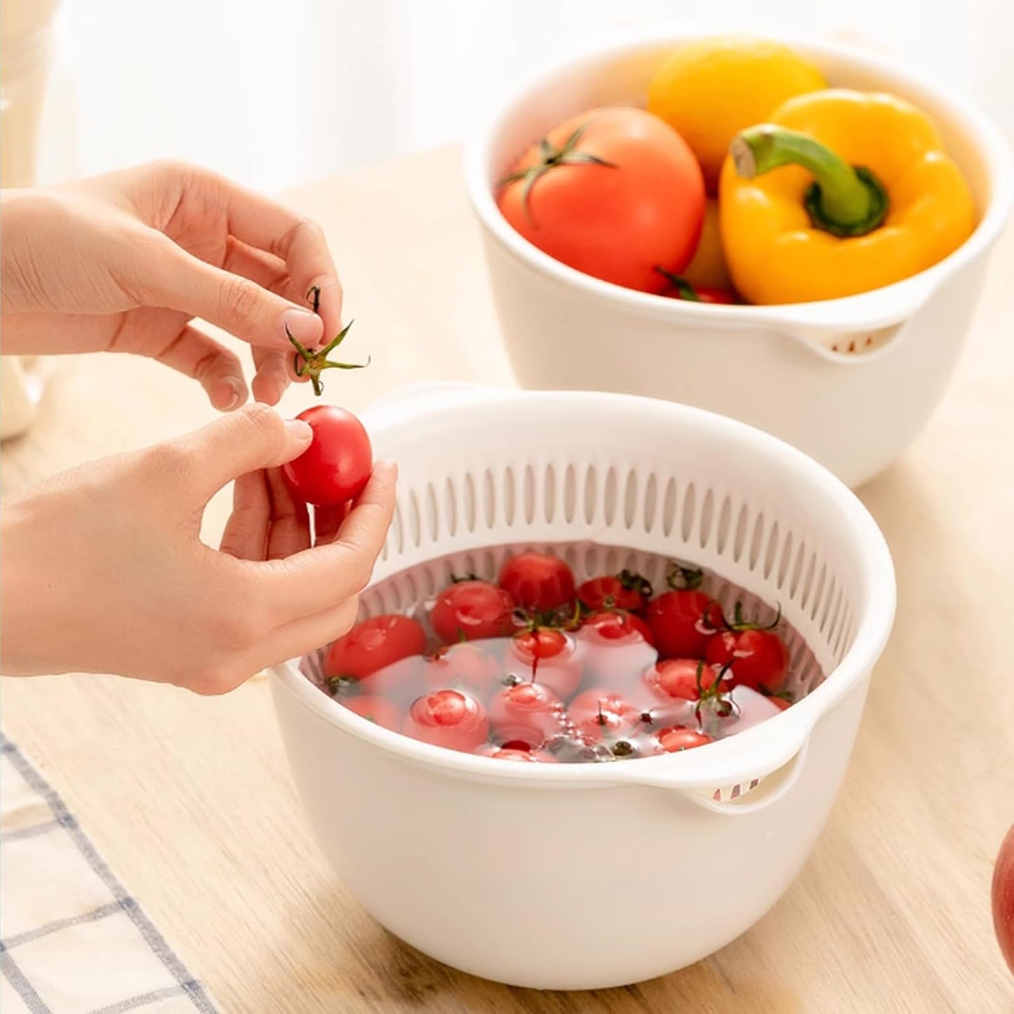 2 Sets 3 Qt，2 in 1 Kitchen Colander Set with Bowl Strainer ，BPA Free Plastic Fruits and Vegetable Washing Basket,Dishwasher Friendly Double Layered Drain Basin,for Pasta, Noodles, Rice and Food (Grey)