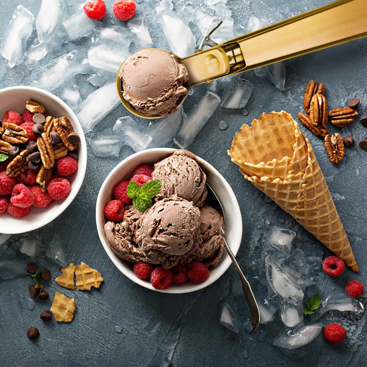 Premium Ice Cream Scoop with Trigger Ice Cream Scooper Stainless Steel, Heavy Duty Metal Icecream Scoop Spoon Dishwasher Safe, Perfect for Frozen Yogurt, Gelatos, Sundaes, Medium Silver