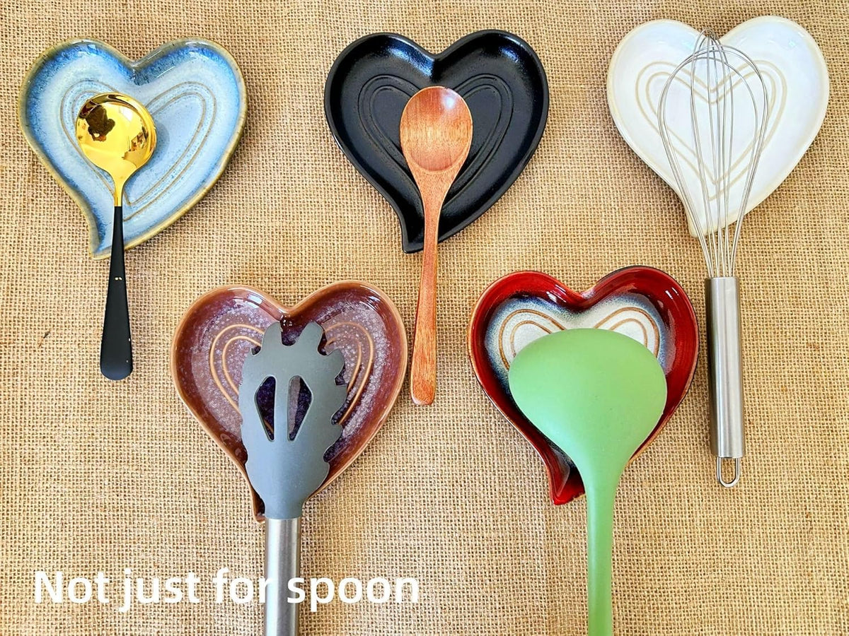 Ceramic Spoon Rest for Stove Top, Heart Cute Spoon Rest for Kitchen Counter, Cooking Spoon Holder for Kitchen Counter, Utensil Rest Spatula Rest Ladle Holder Tong Rest (Retro Red)