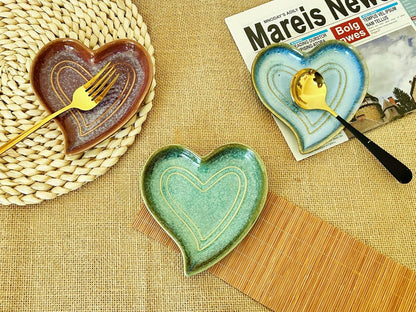 Ceramic Spoon Rest for Stove Top, Heart Cute Spoon Rest for Kitchen Counter, Cooking Spoon Holder for Kitchen Counter, Utensil Rest Spatula Rest Ladle Holder Tong Rest (Retro Red)