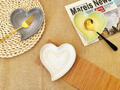 Ceramic Spoon Rest for Stove Top, Heart Cute Spoon Rest for Kitchen Counter, Cooking Spoon Holder for Kitchen Counter, Utensil Rest Spatula Rest Ladle Holder Tong Rest (Retro Red)