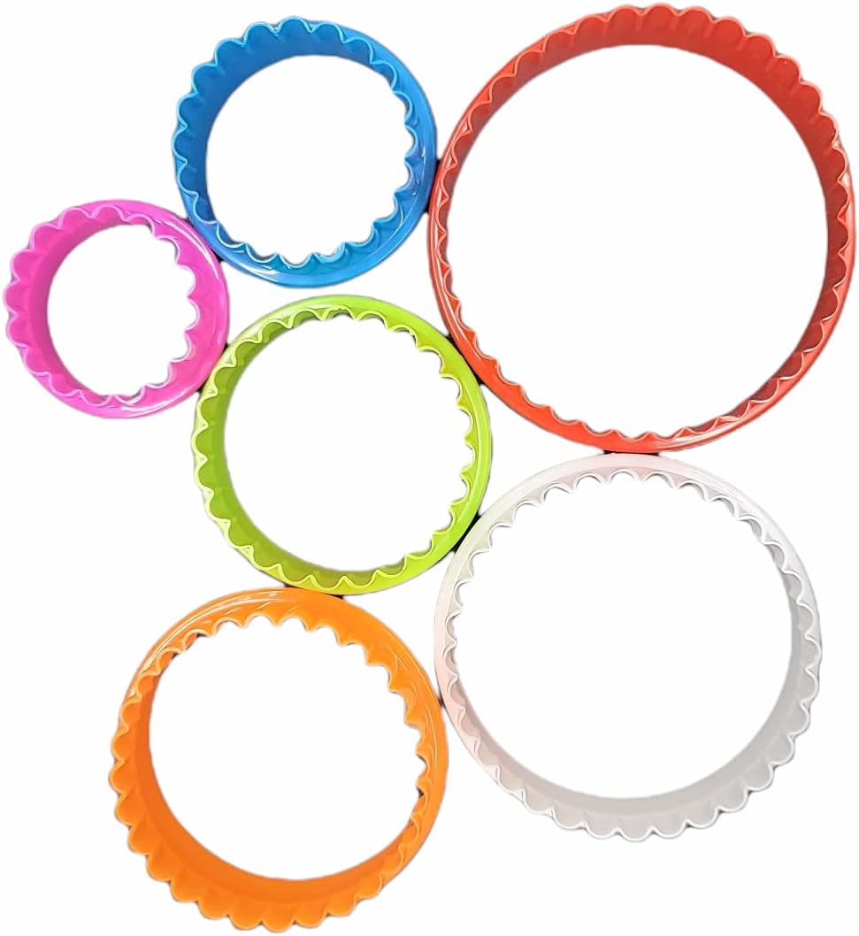 6pc Scalloped Biscuit/Cookie Dough Cutter Set, Round & Flower Edged, Dishwasher Safe, Plastic