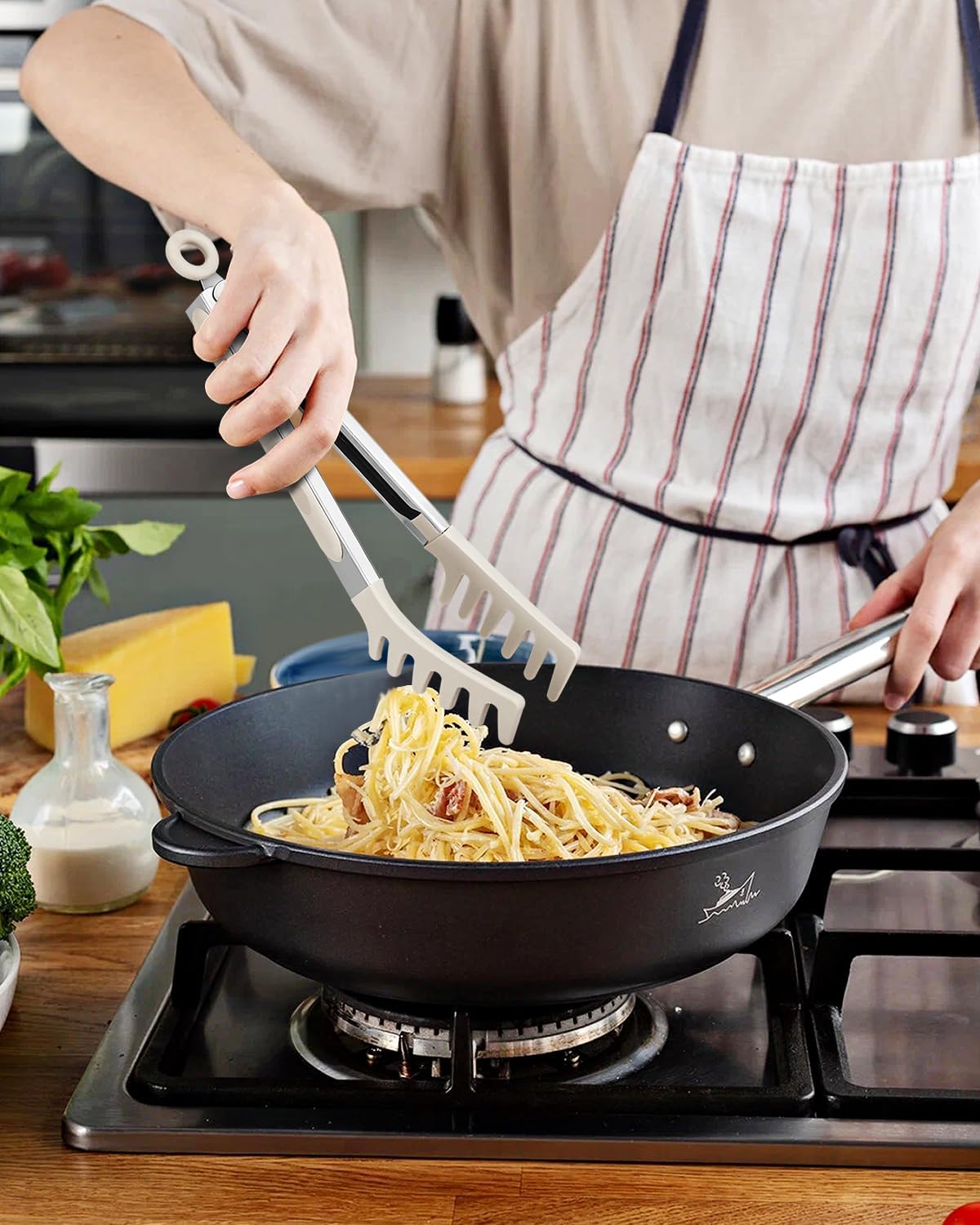 Silicone Spaghetti Spoon & Pasta Tong, Non-Stick Stainless Steel Handle Pasta Fork Set with Teeth, Food Clip for Easy Serving of Noodles (Black)